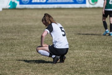 Bild 354 - wBJ TuRa Meldorf/Buesum - JFV Luebeck : Ergebnis: 1:0